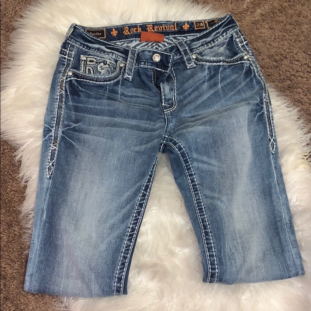 Mid- rise skinny denim Rock Revivals